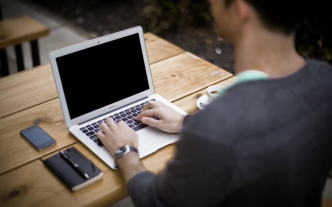 blogging-336376_1920 (1)