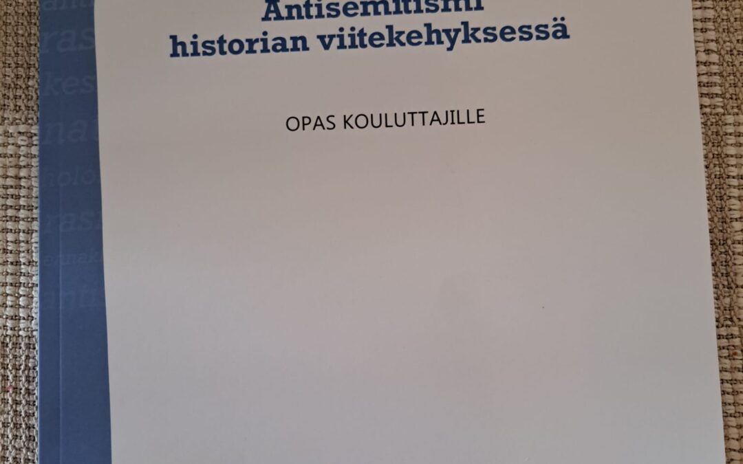 Antisemitismi historian viitekehyksessä Opas kouluttajille